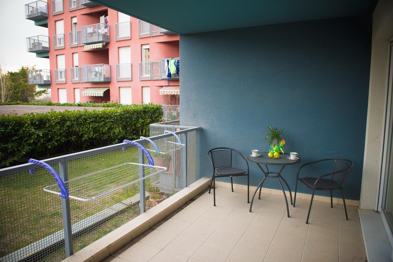 Studio Jere Near Sea Split Exterior photo